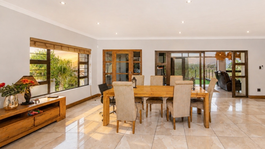 8 Bedroom Property for Sale in Birdwood Estate North West